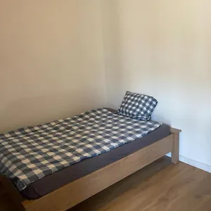 Accommodatie bij particulieren Lovely 1 Private Bedroom With Garden View, Rotterdam