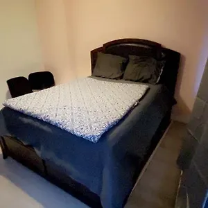 Accommodatie bij particulieren Private Double Bed Only With Balcony In, Rotterdam